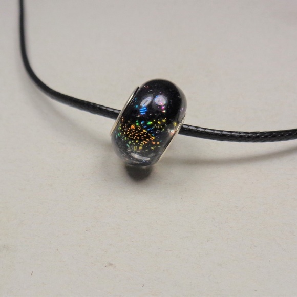 SURFERS BLACK MYSTIC RAINBOW BEAD BK CORD NECKLACE - Picture 5 of 6